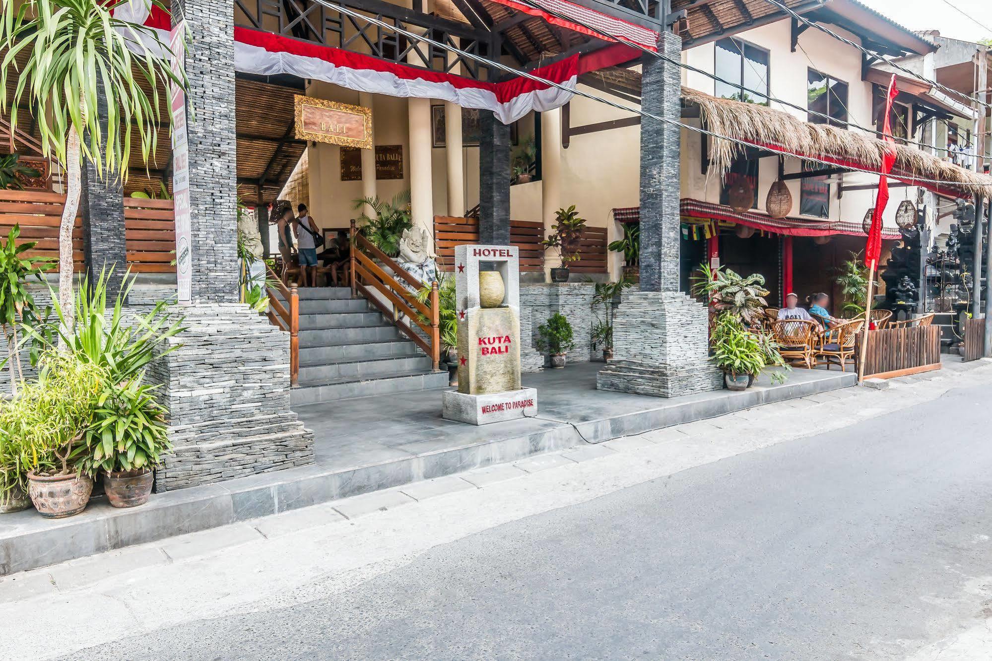 Zen Rooms Kuta Flora Zewnętrze zdjęcie