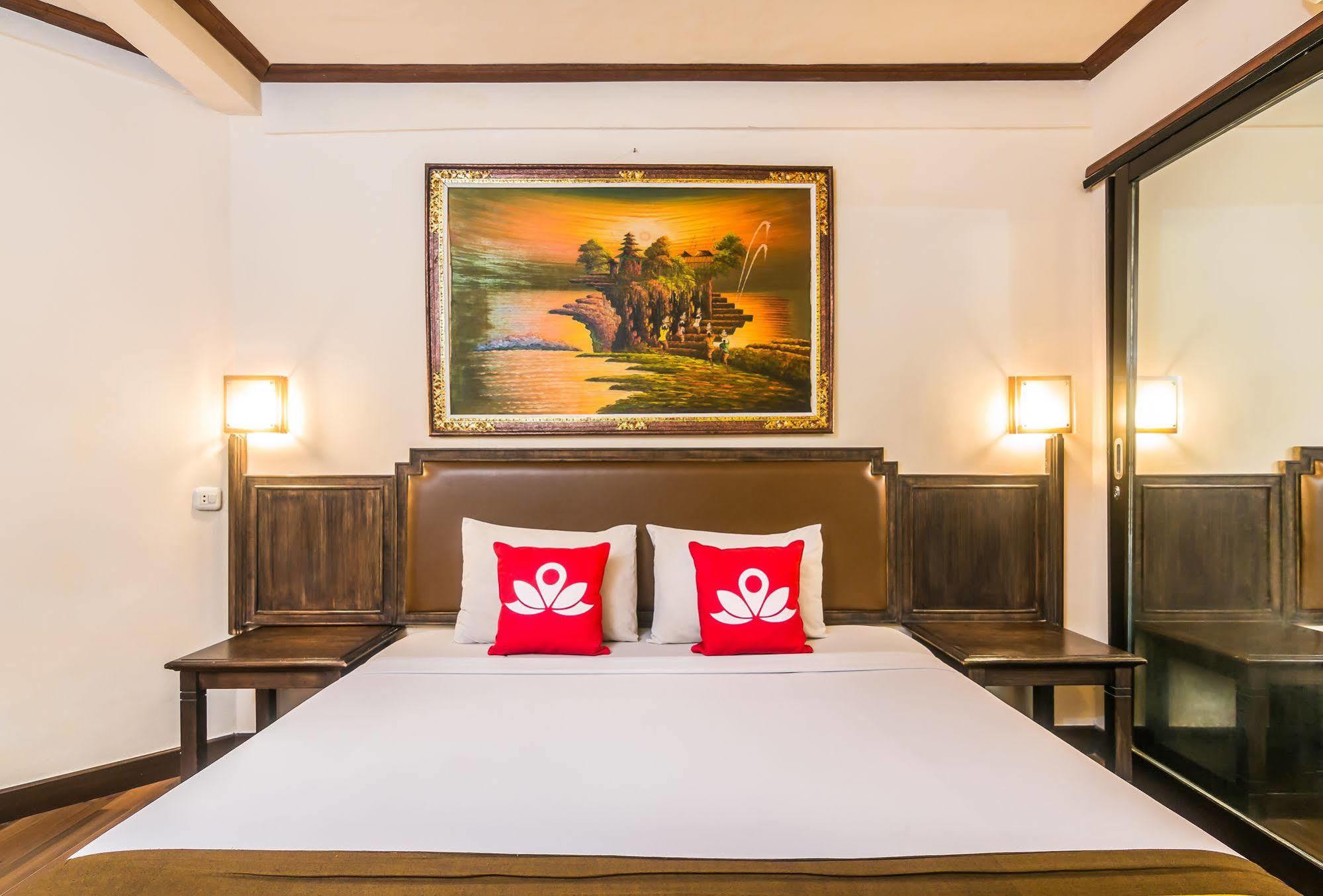 Zen Rooms Kuta Flora Zewnętrze zdjęcie